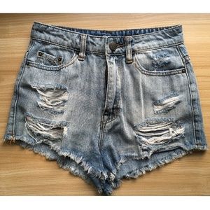 BDG High Rise Dree Cheeky Size 25 LIKE NEW